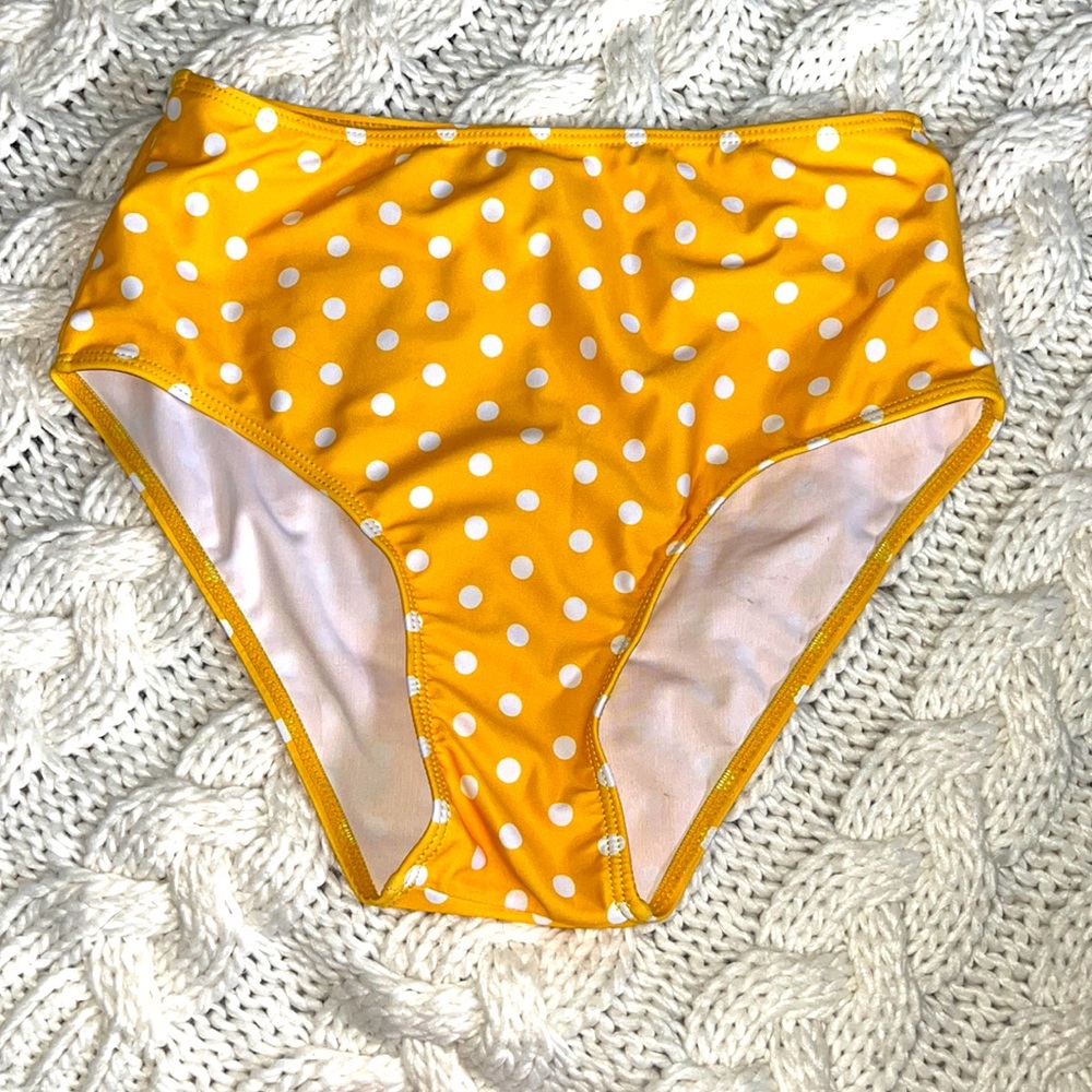 SHEIN High Waisted Bikini Bottom Sunshine Yellow and White Polka Dots,Nearly New
